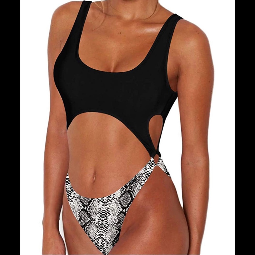 One piece bathing suit